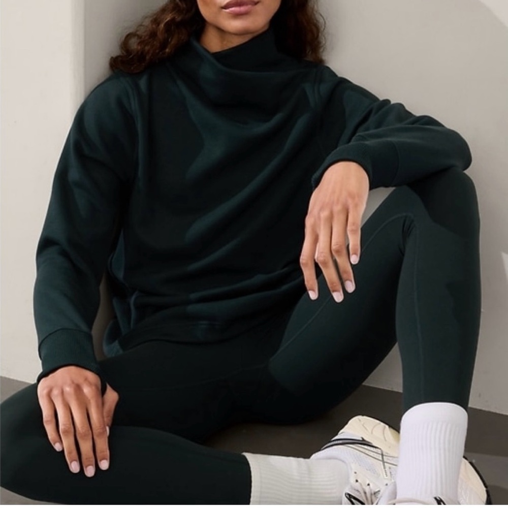 Athleta Cozy Karma Twist Neck Sweatshirt size M cypress color